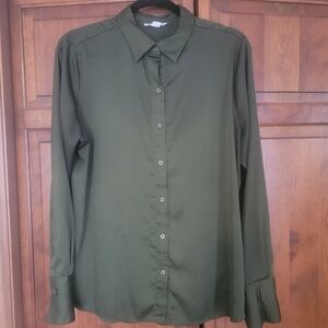 Amazon Essentials Women's Olive Button Down Shirt